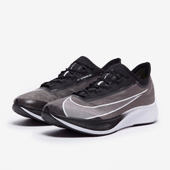 Nike Zoom Fly 3