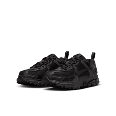Big Kids' Nike Vomero 5 "Triple Black"