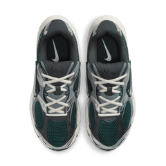 Women's Nike V5 RNR "Seaweed Silver"