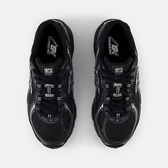 Big Kids' New Balance 740 "Black Silver Metallic"