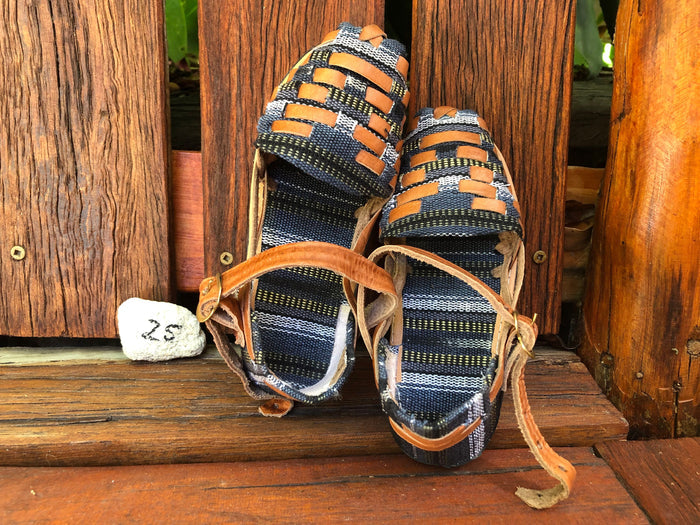Size 25 Kid's Huarache Sandals - Blue