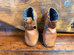 Size 34 Kids Adventure Boots - Blue and Yellow Zigzag on Caramel