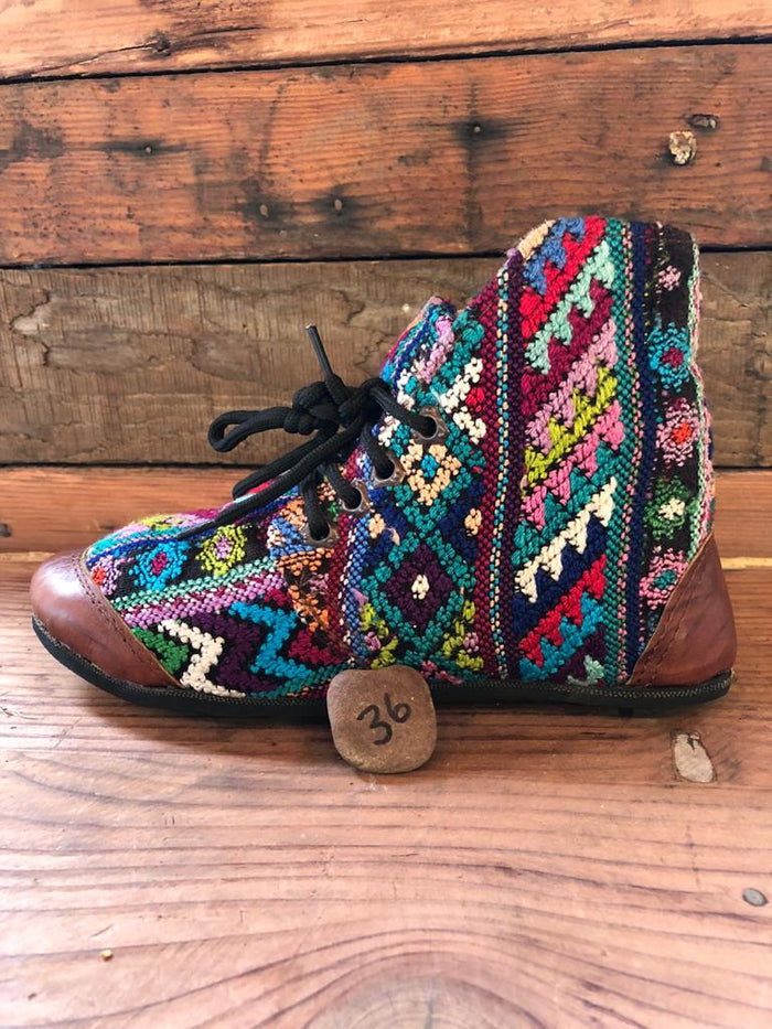 Size 36 Cloth Moccasins Rainbow Patterns