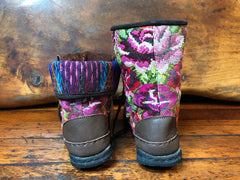 Size 38 Deluxe Desert Boots - Classic Rose Garden