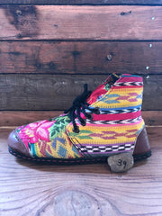 Size 39 Cloth Moccasins Mexicana with Flowers
