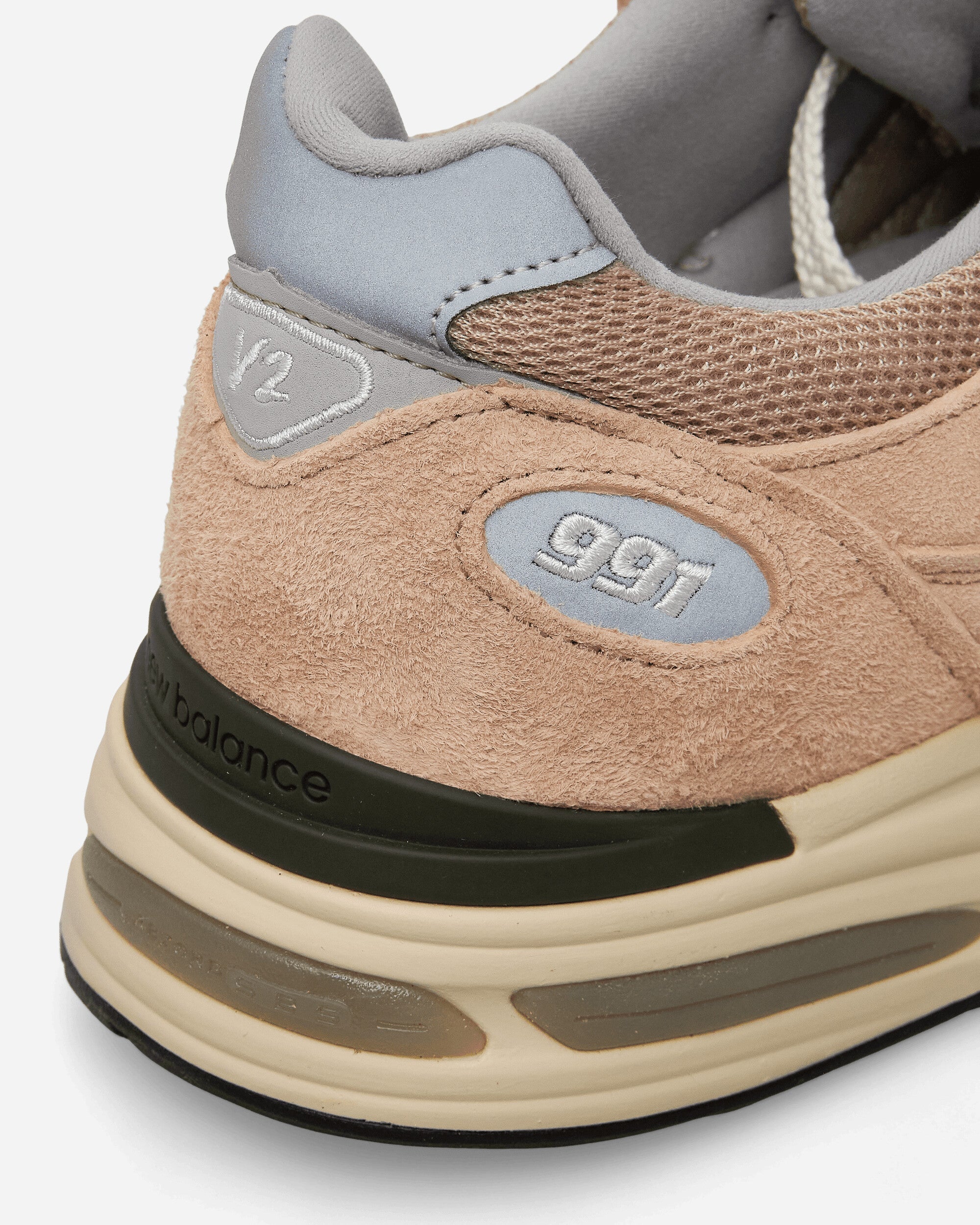 Made in UK 991v2 Sneakers Cuban Sand / Harbor Mist / Silver