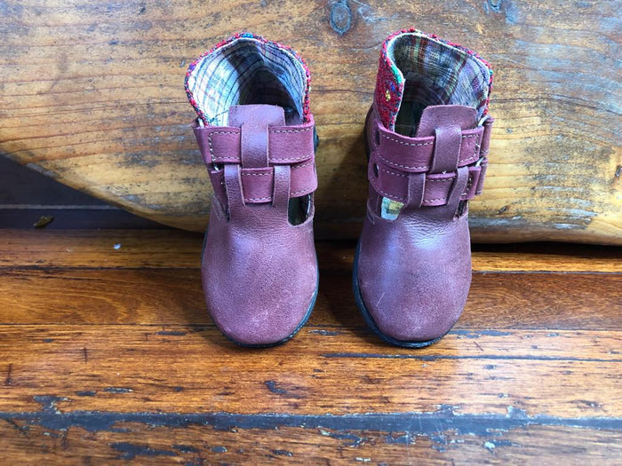 Size 25 Kids Adventure Boots - Red zigzags on Crimson
