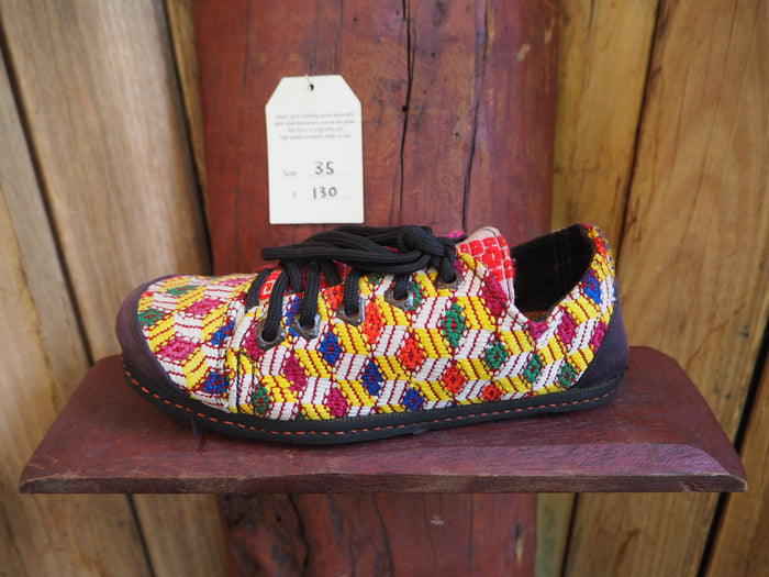 Size 35  Last of a Kind - Yellow Patterns