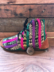 Size 36 Cloth Moccasins Stripes