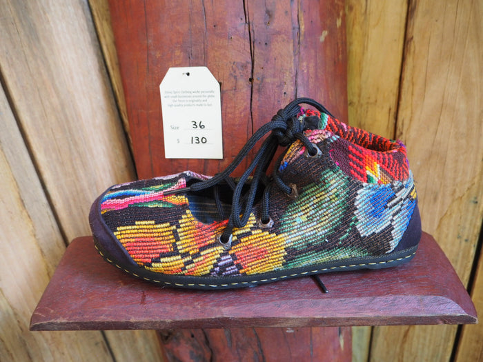 Size 36 Last of a Kind - Big Flowers