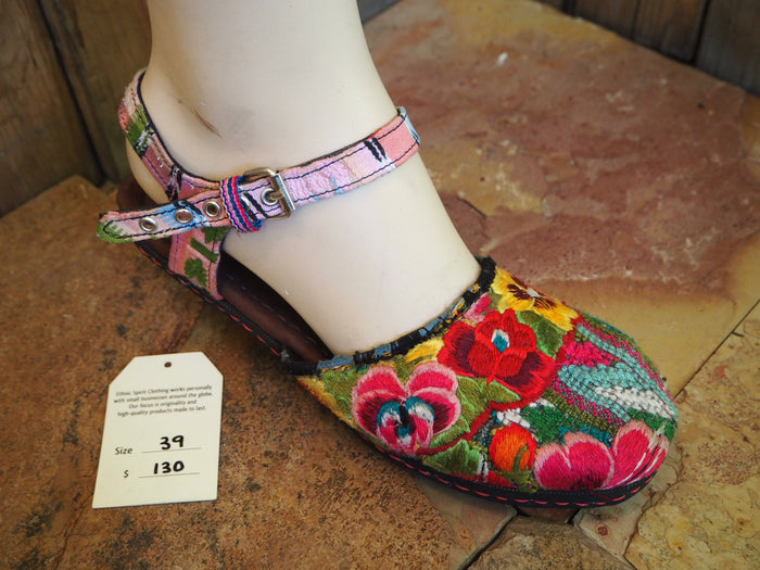 Size 39 Ballerina Sandals - Bright Flower Garden